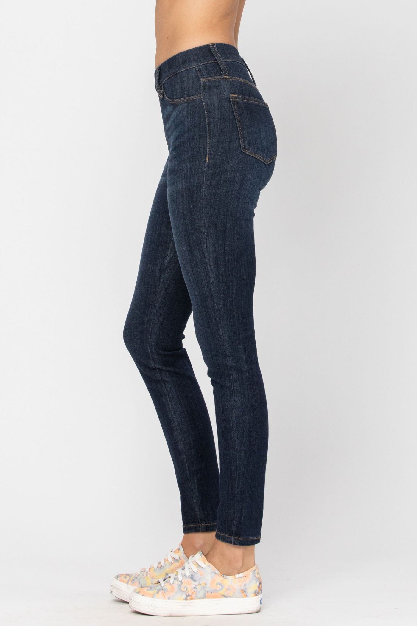 Judy Blue Jeans Mid-Rise Pull On Jegging Skinny